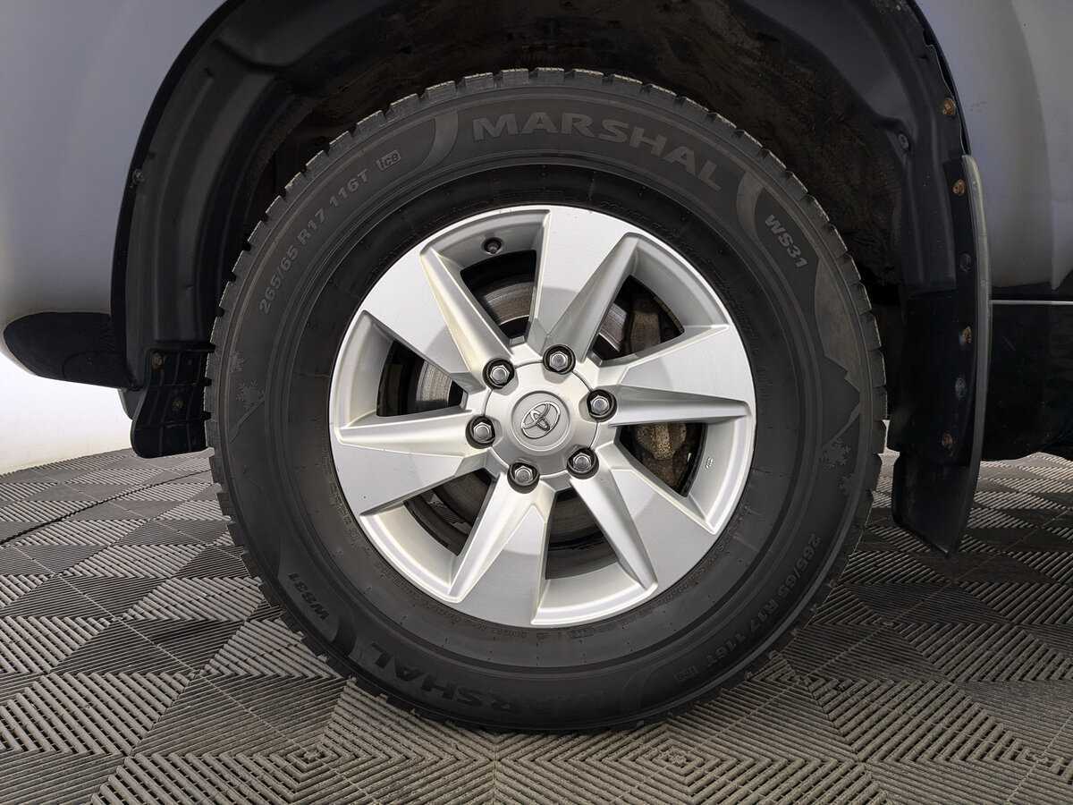 Toyota Land Cruiser Prado с пробегом — 2020 год. Фото: #11