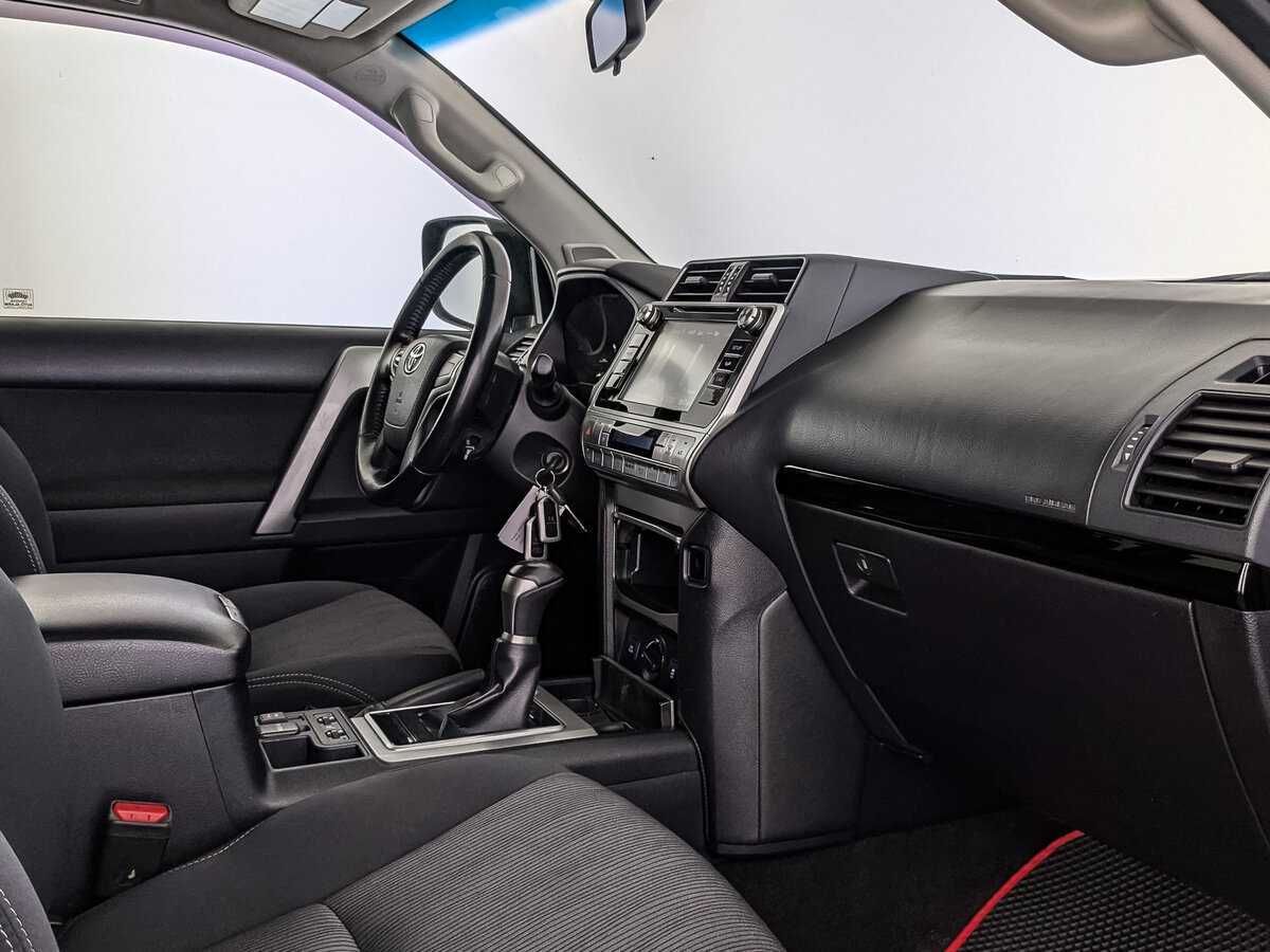 Toyota Land Cruiser Prado с пробегом — 2020 год. Фото: #12