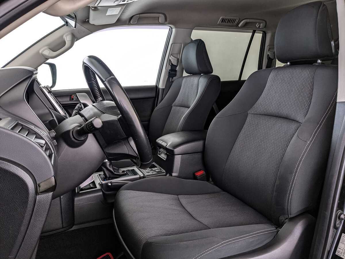 Toyota Land Cruiser Prado с пробегом — 2020 год. Фото: #19