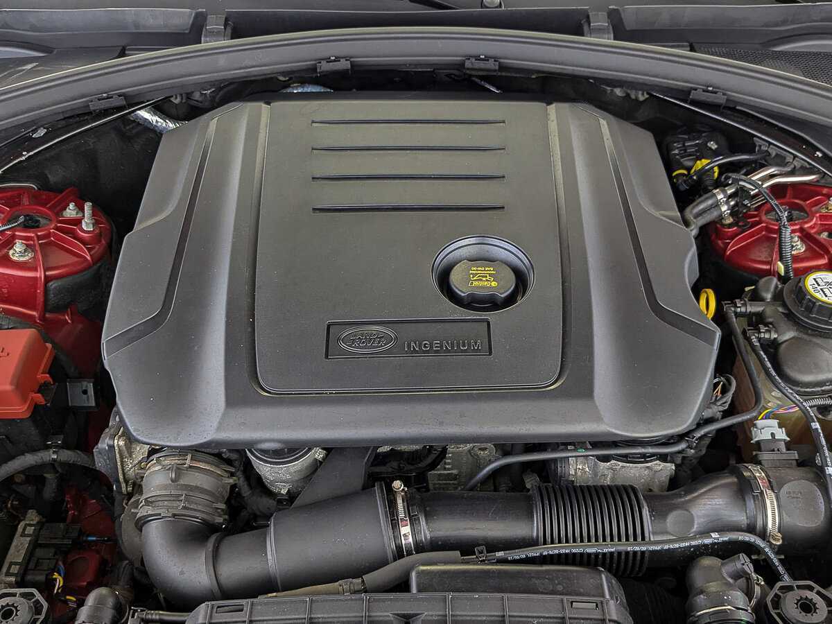 Land Rover Range Rover Velar с пробегом — 2018 год. Фото: #8