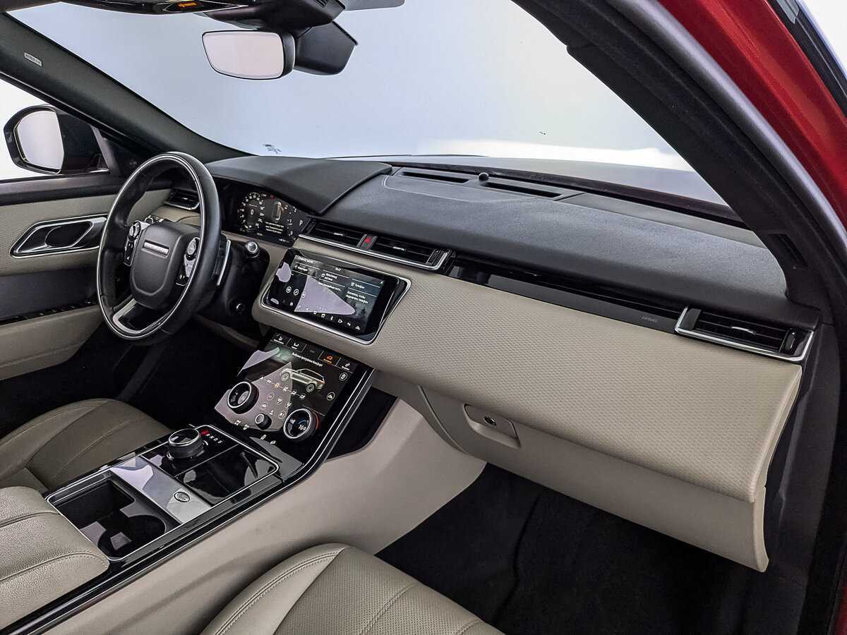 Land Rover Range Rover Velar с пробегом — 2018 год. Фото: #12