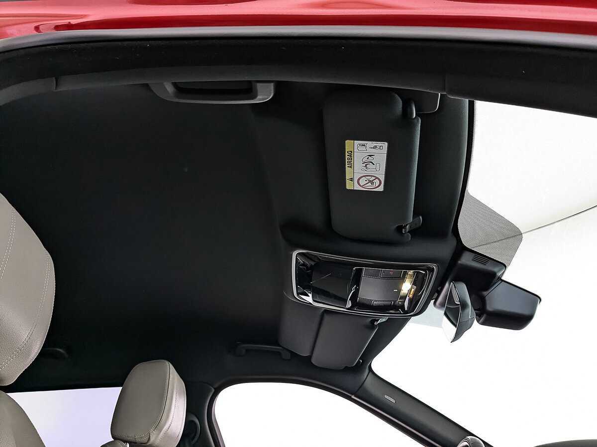 Land Rover Range Rover Velar с пробегом — 2018 год. Фото: #21