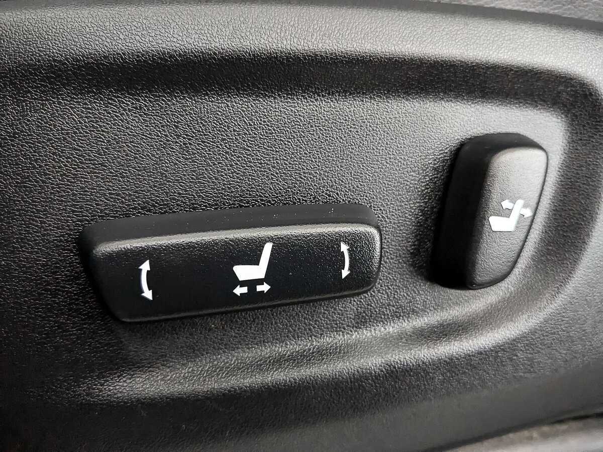 Toyota Land Cruiser Prado с пробегом — 2017 год. Фото: #24