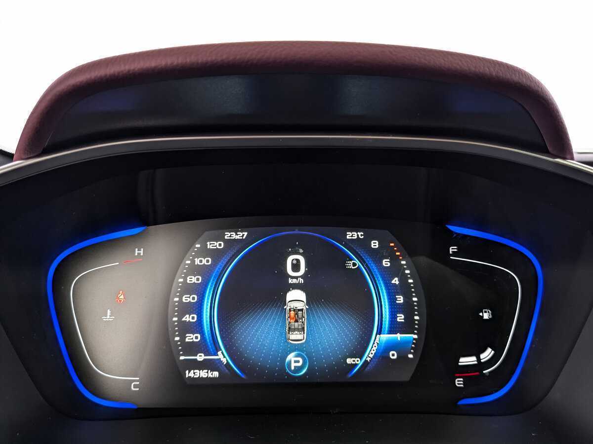 Geely Coolray с пробегом — 2023 год. Фото: #15