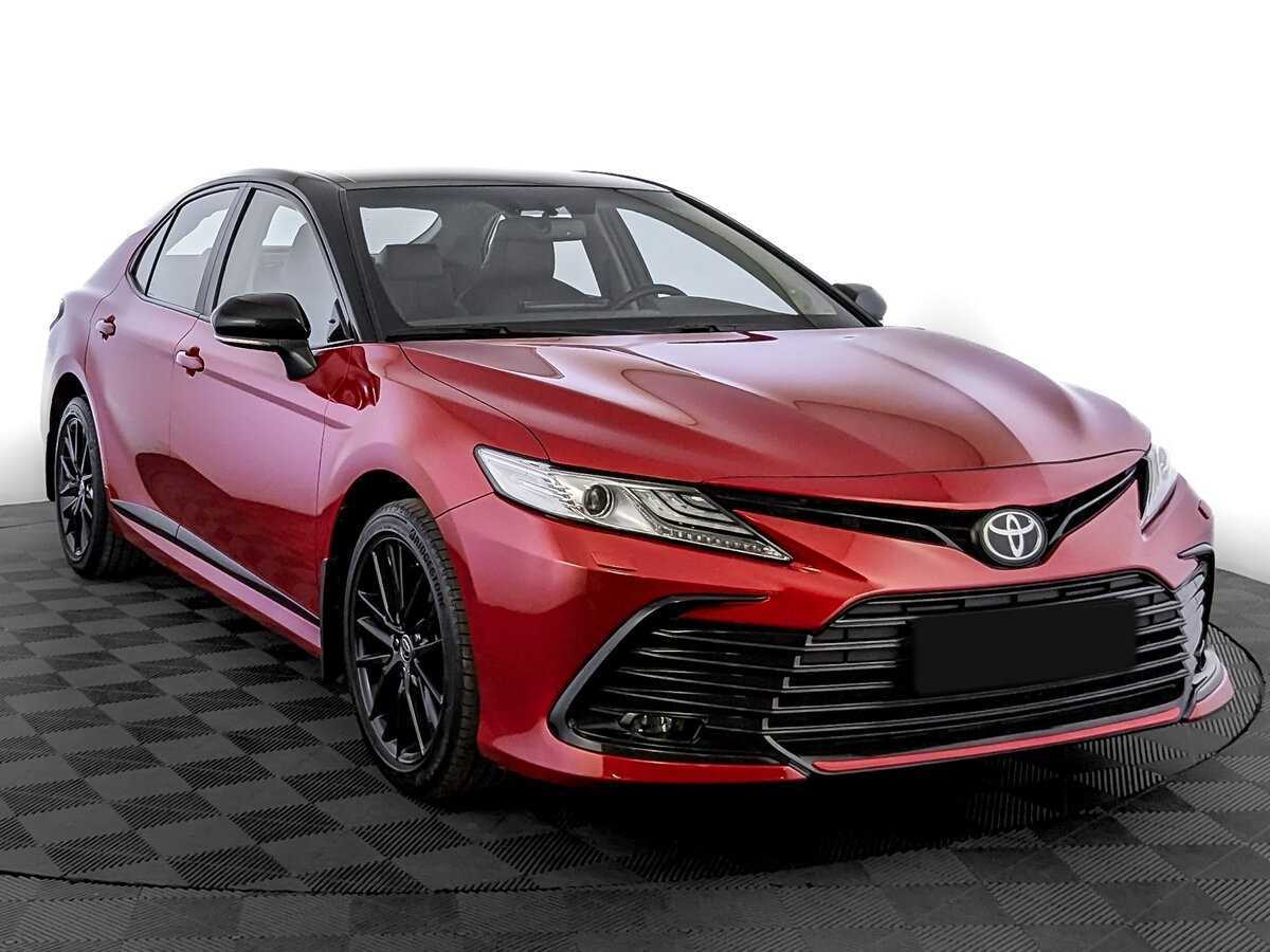 Toyota Camry с пробегом — 2022 год. Фото: #2