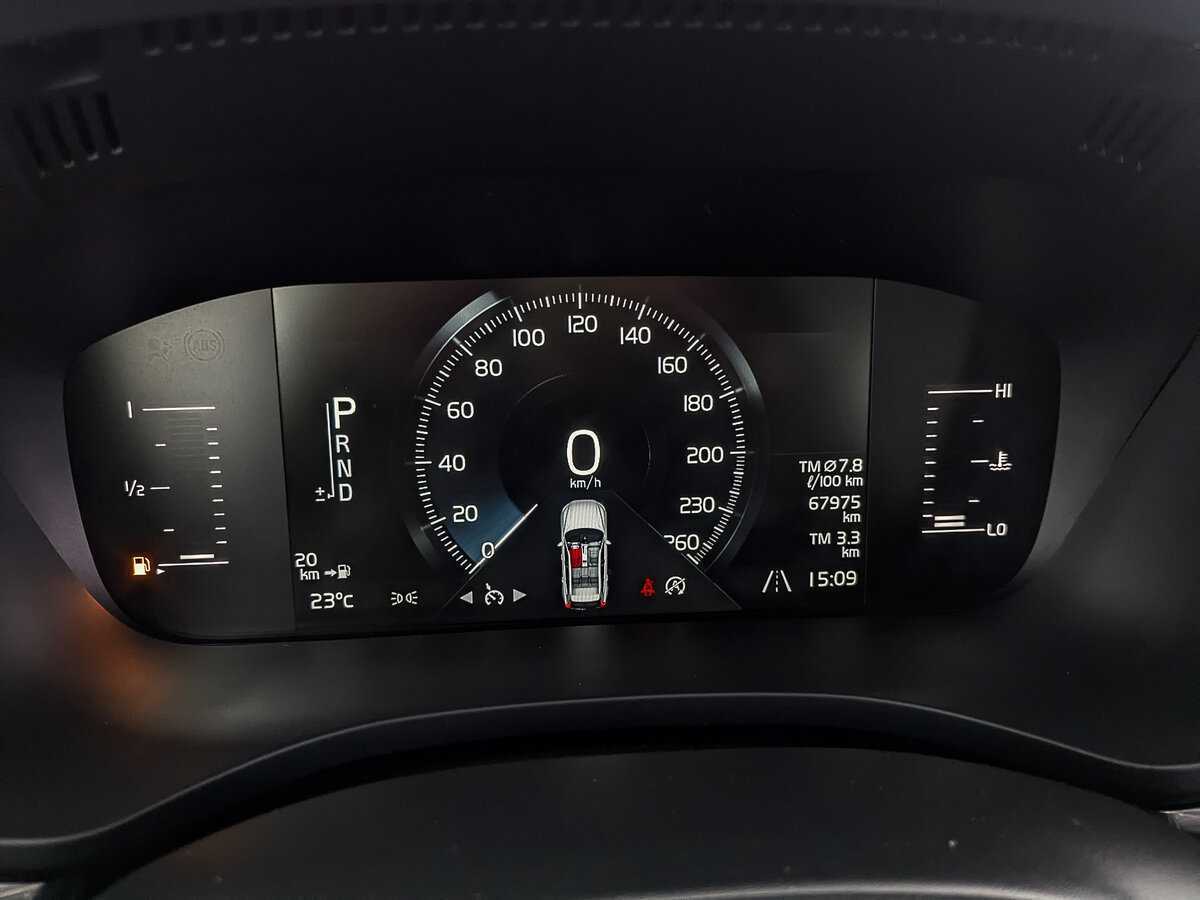 Volvo XC60 с пробегом — 2018 год. Фото: #12