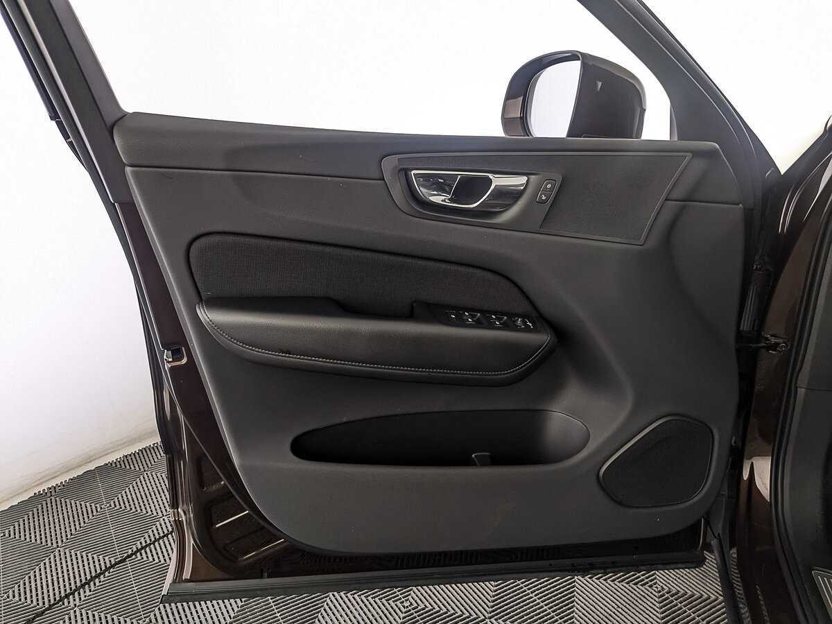 Volvo XC60 с пробегом — 2018 год. Фото: #15
