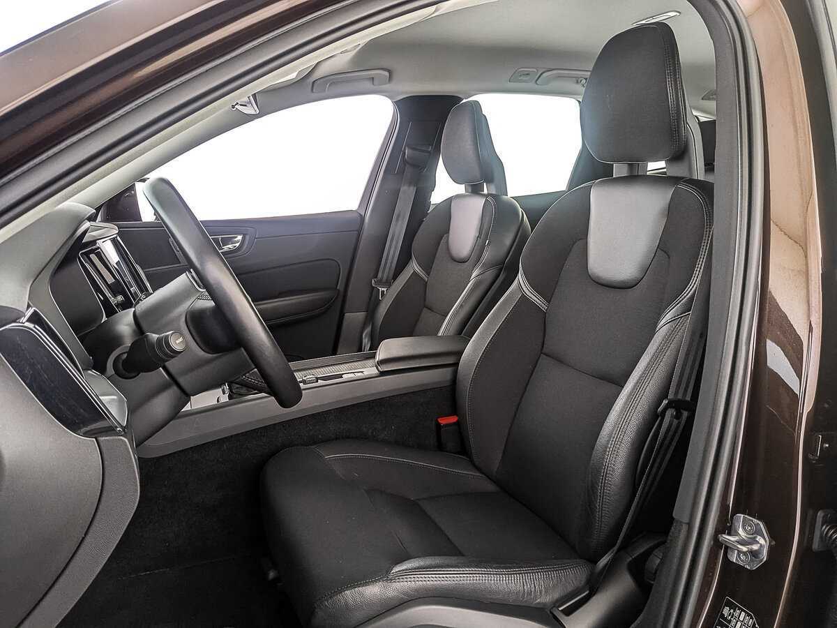 Volvo XC60 с пробегом — 2018 год. Фото: #16