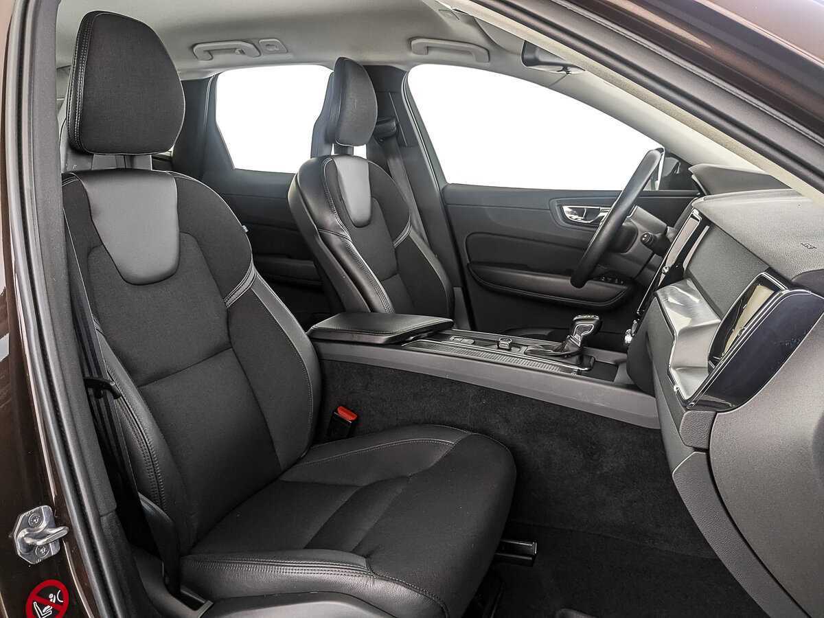 Volvo XC60 с пробегом — 2018 год. Фото: #20