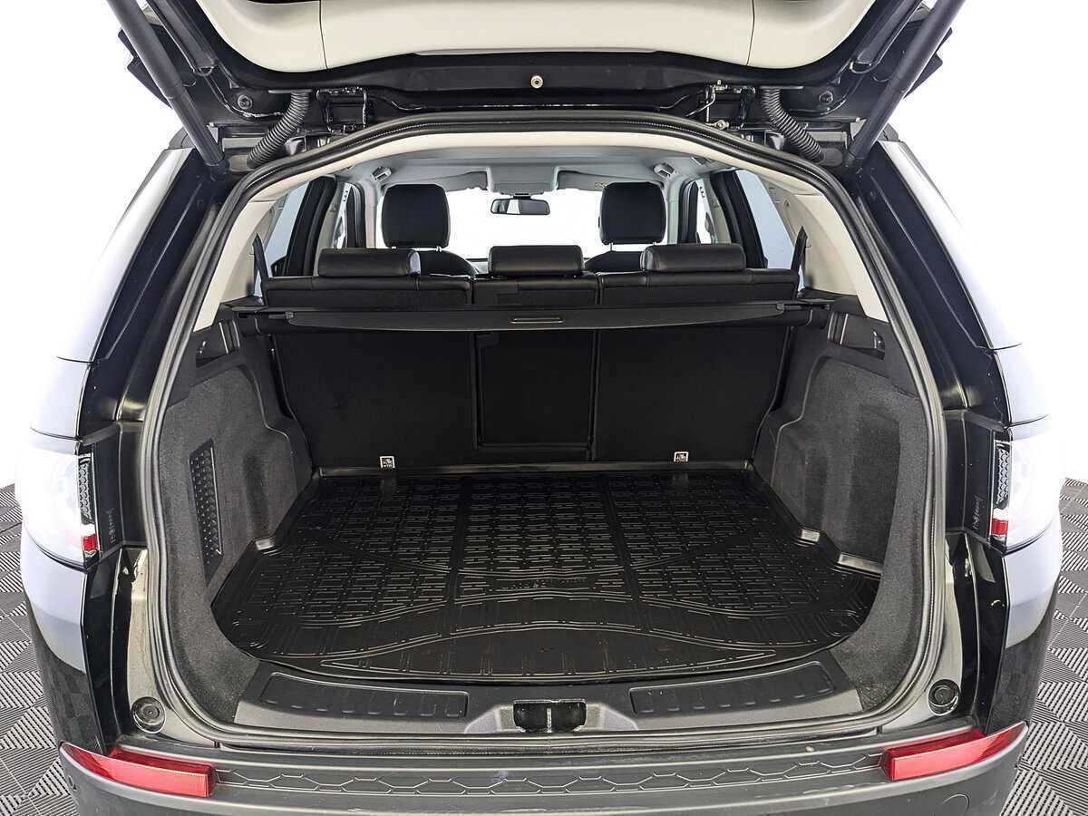 Land Rover Discovery Sport с пробегом — 2019 год. Фото: #9