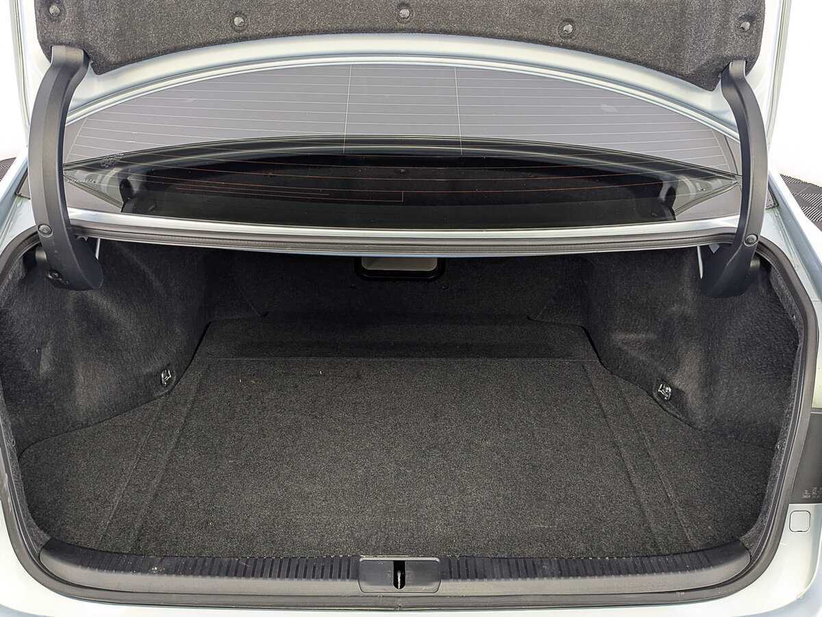 Lexus ES с пробегом — 2014 год. Фото: #9