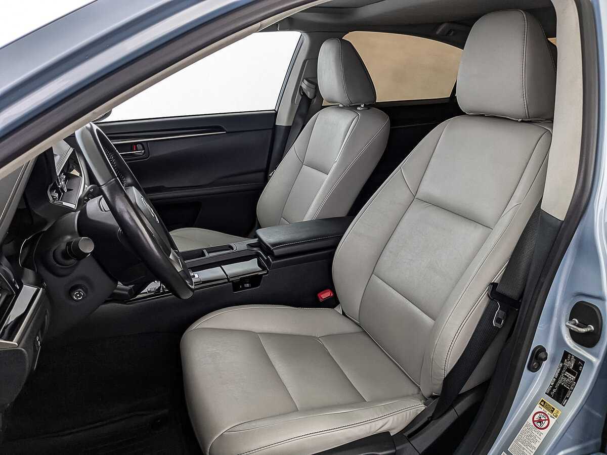 Lexus ES с пробегом — 2014 год. Фото: #19