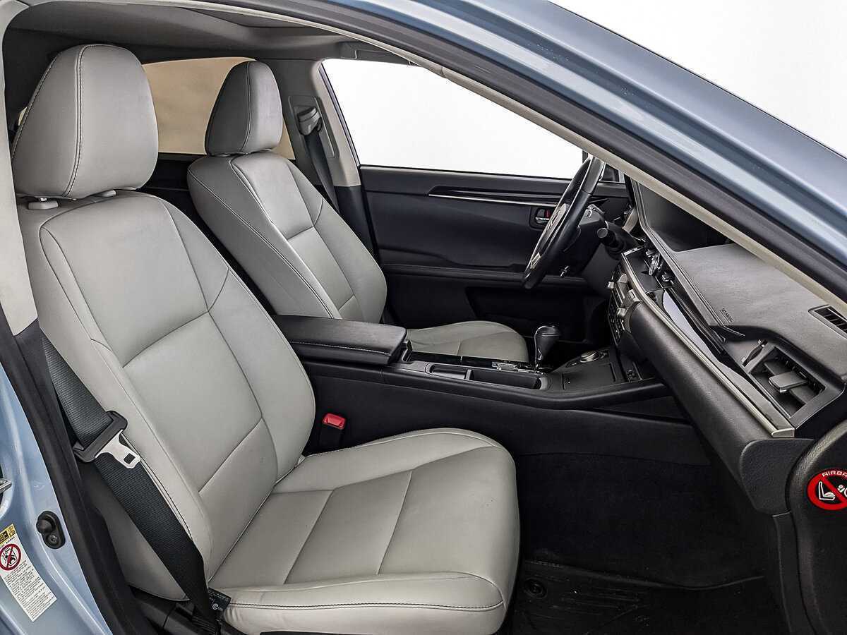 Lexus ES с пробегом — 2014 год. Фото: #23