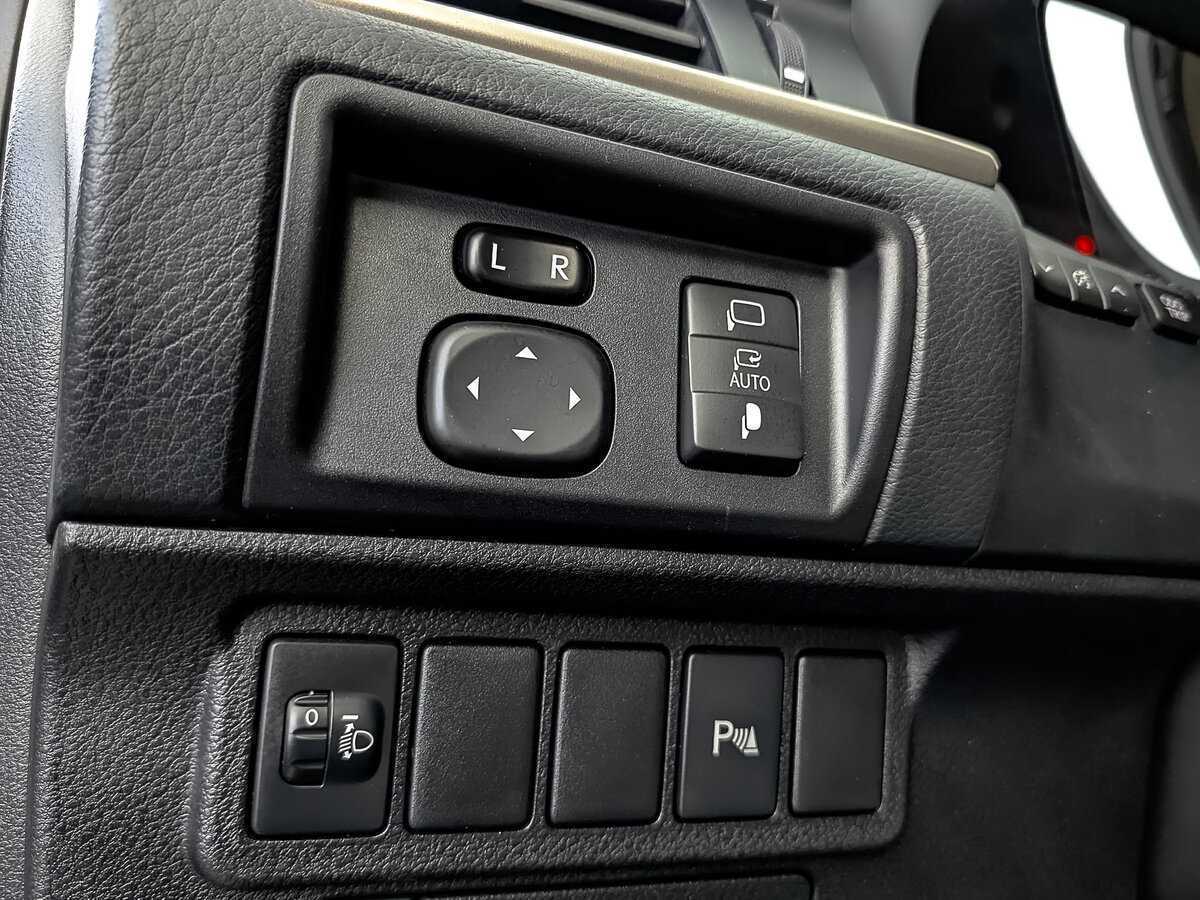 Lexus ES с пробегом — 2014 год. Фото: #28