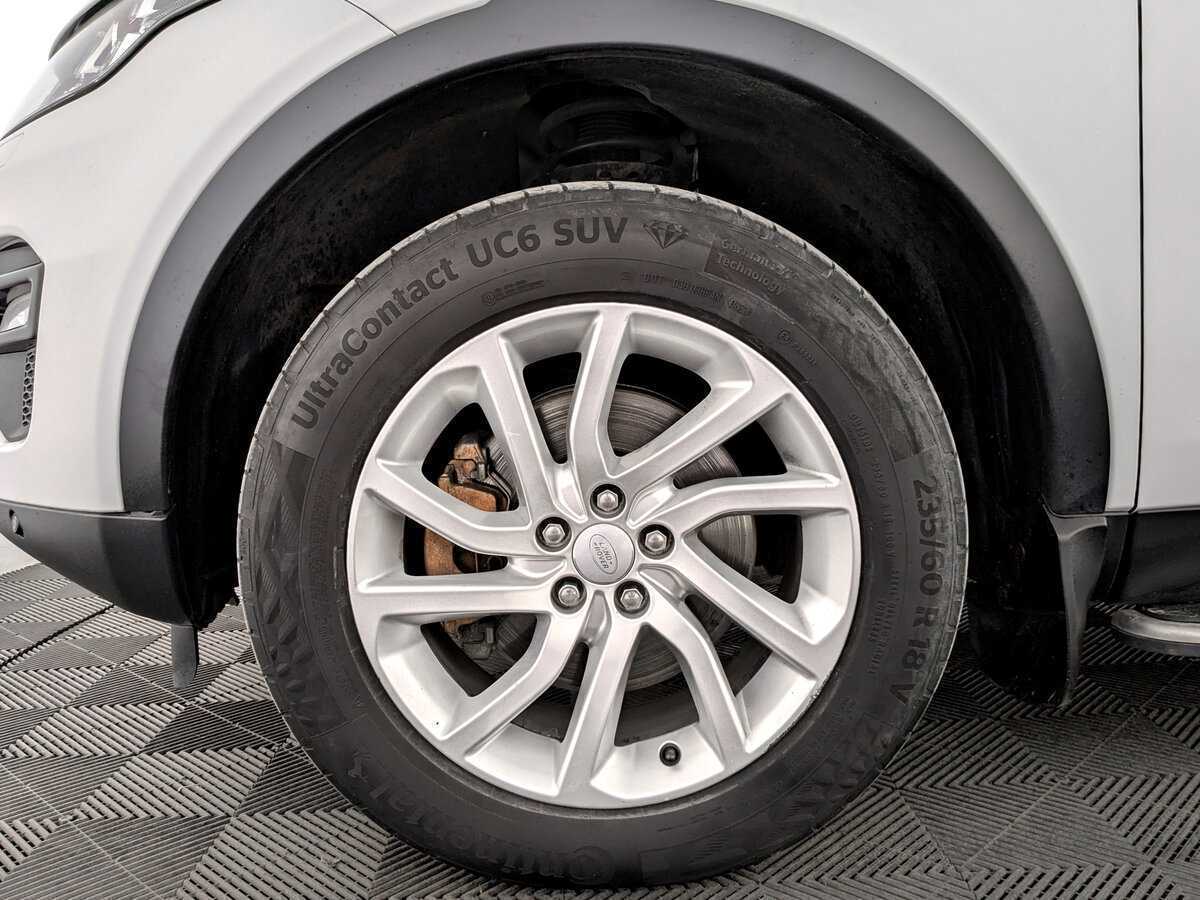 Land Rover Discovery Sport с пробегом — 2018 год. Фото: #17