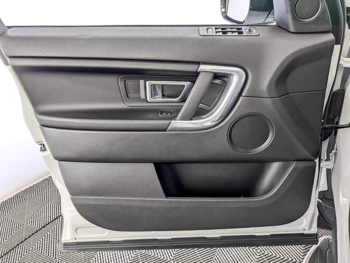 Land Rover Discovery Sport с пробегом — 2018 год. Фото: #18