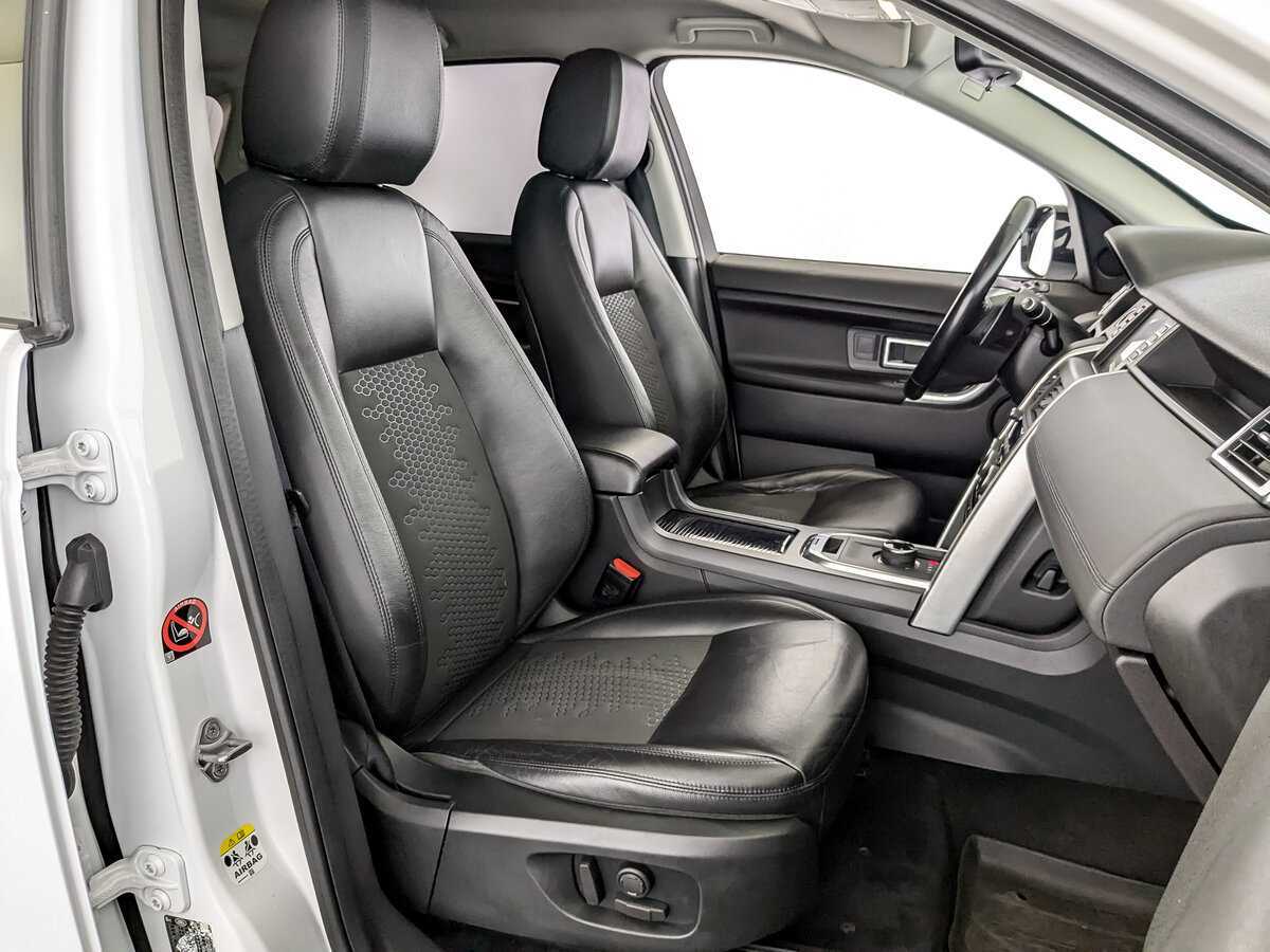 Land Rover Discovery Sport с пробегом — 2018 год. Фото: #22