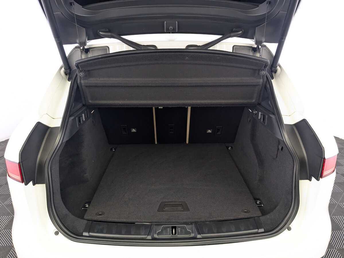 Jaguar F-Pace с пробегом — 2018 год. Фото: #9