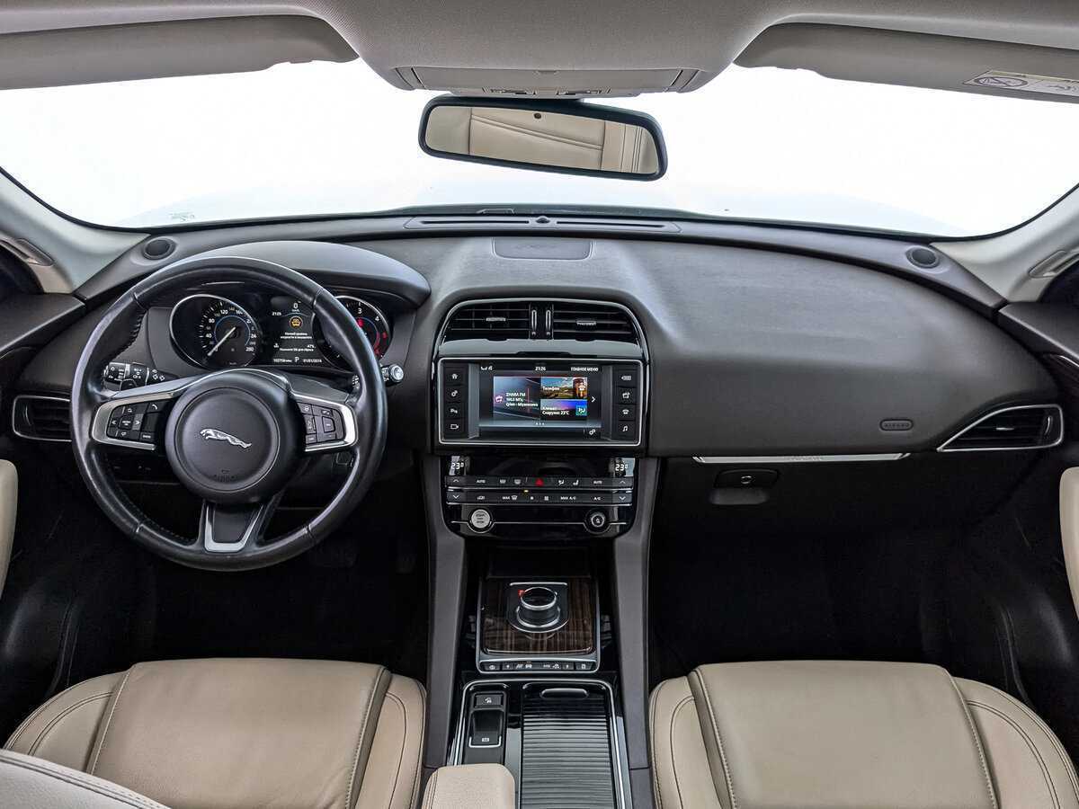 Jaguar F-Pace с пробегом — 2018 год. Фото: #13
