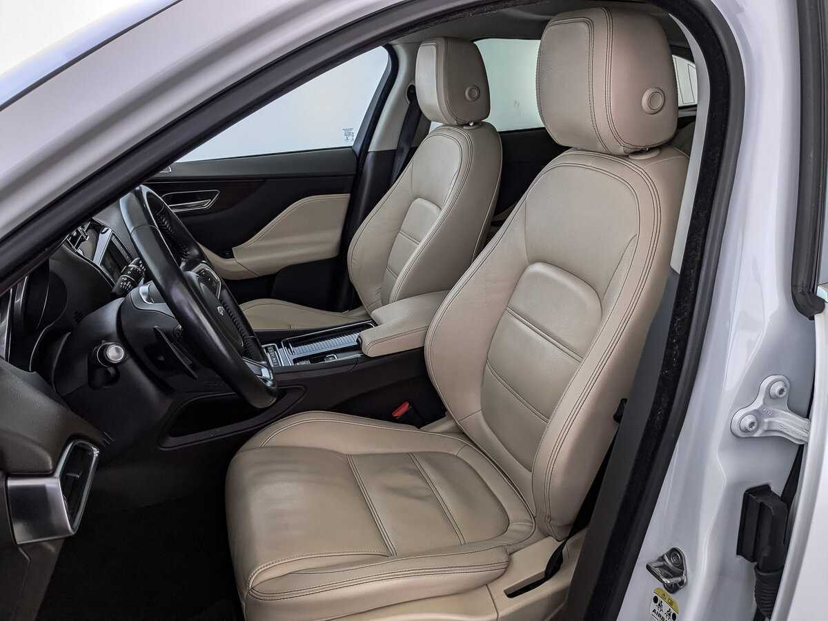 Jaguar F-Pace с пробегом — 2018 год. Фото: #19