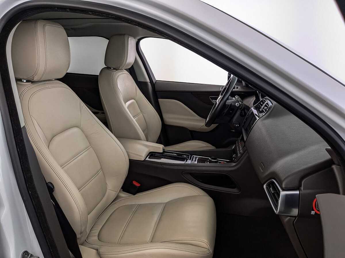 Jaguar F-Pace с пробегом — 2018 год. Фото: #22