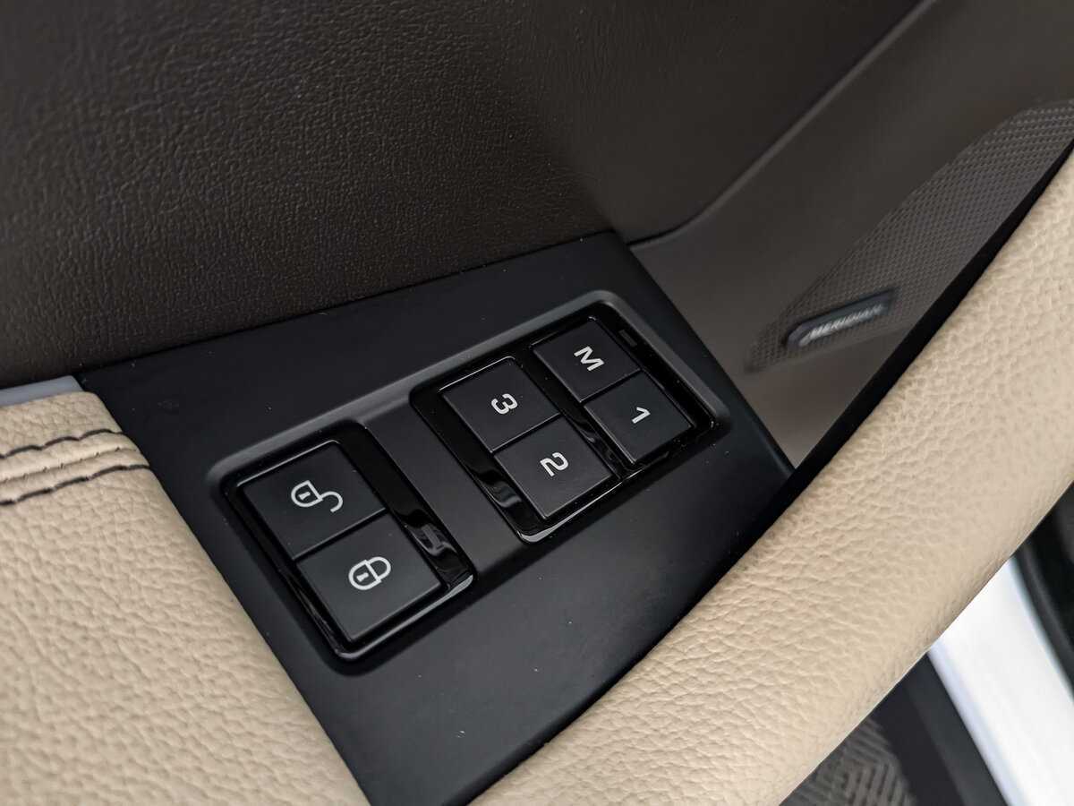 Jaguar F-Pace с пробегом — 2018 год. Фото: #27