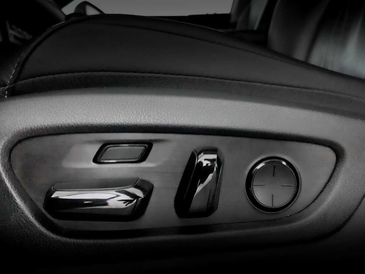 Lexus ES с пробегом — 2020 год. Фото: #20