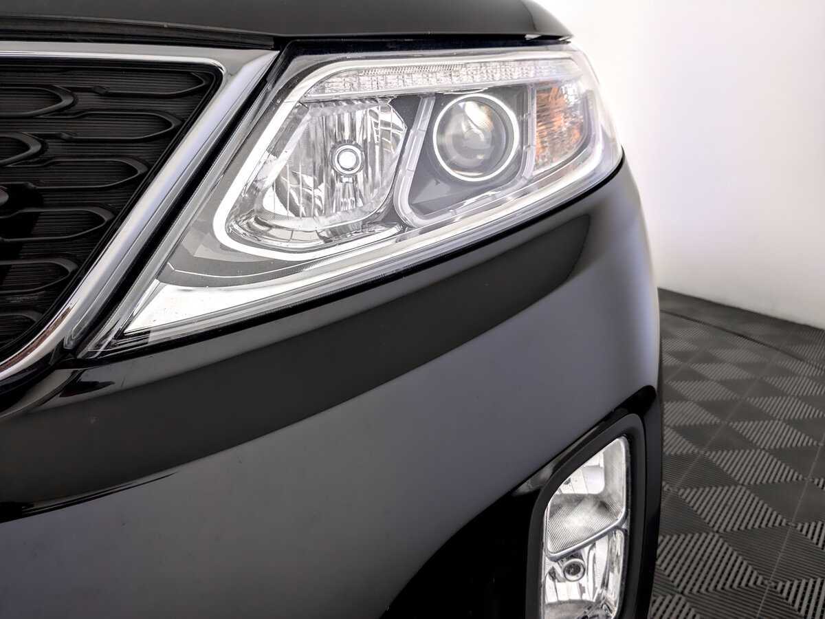 Kia Sorento с пробегом — 2015 год. Фото: #16