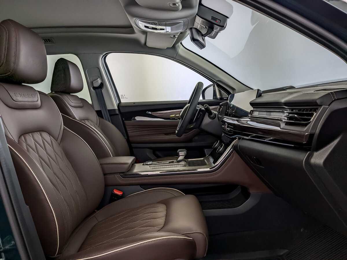 EXEED VX с пробегом — 2023 год. Фото: #23