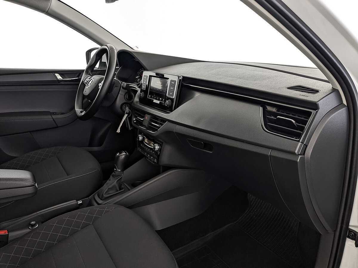 Skoda Rapid с пробегом — 2020 год. Фото: #11
