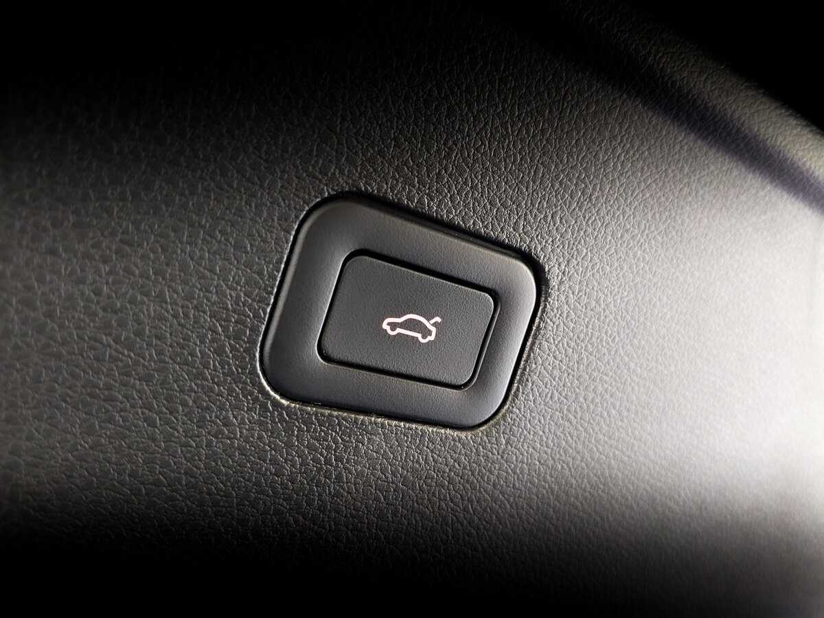 Hongqi HS5 с пробегом — 2023 год. Фото: #23