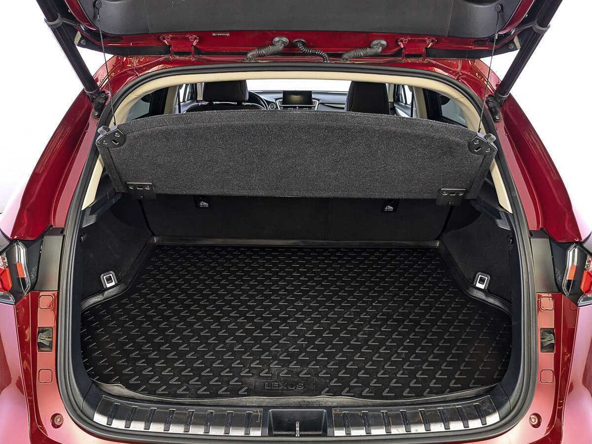 Lexus NX с пробегом — 2017 год. Фото: #9