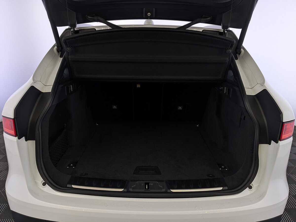 Jaguar F-Pace с пробегом — 2018 год. Фото: #9