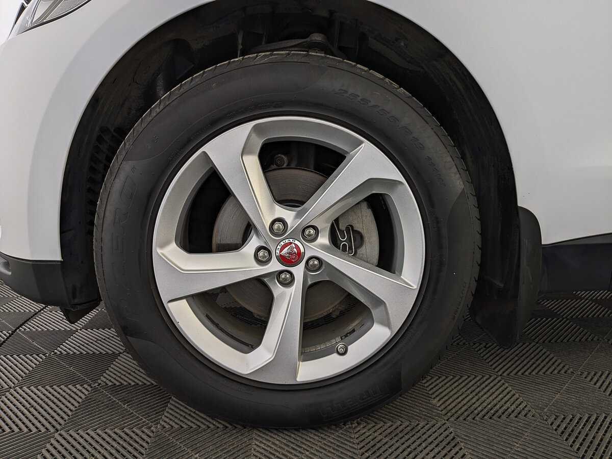 Jaguar F-Pace с пробегом — 2018 год. Фото: #11