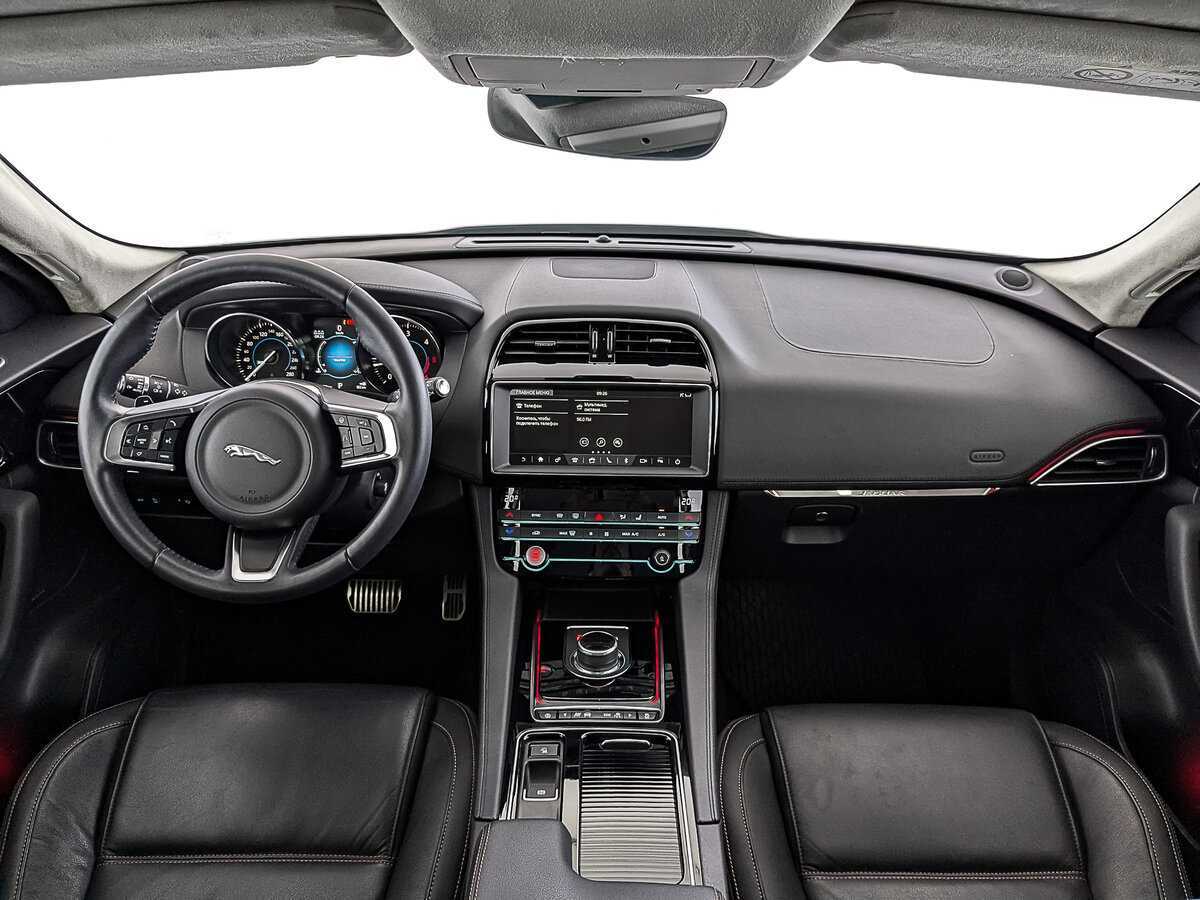 Jaguar F-Pace с пробегом — 2018 год. Фото: #13