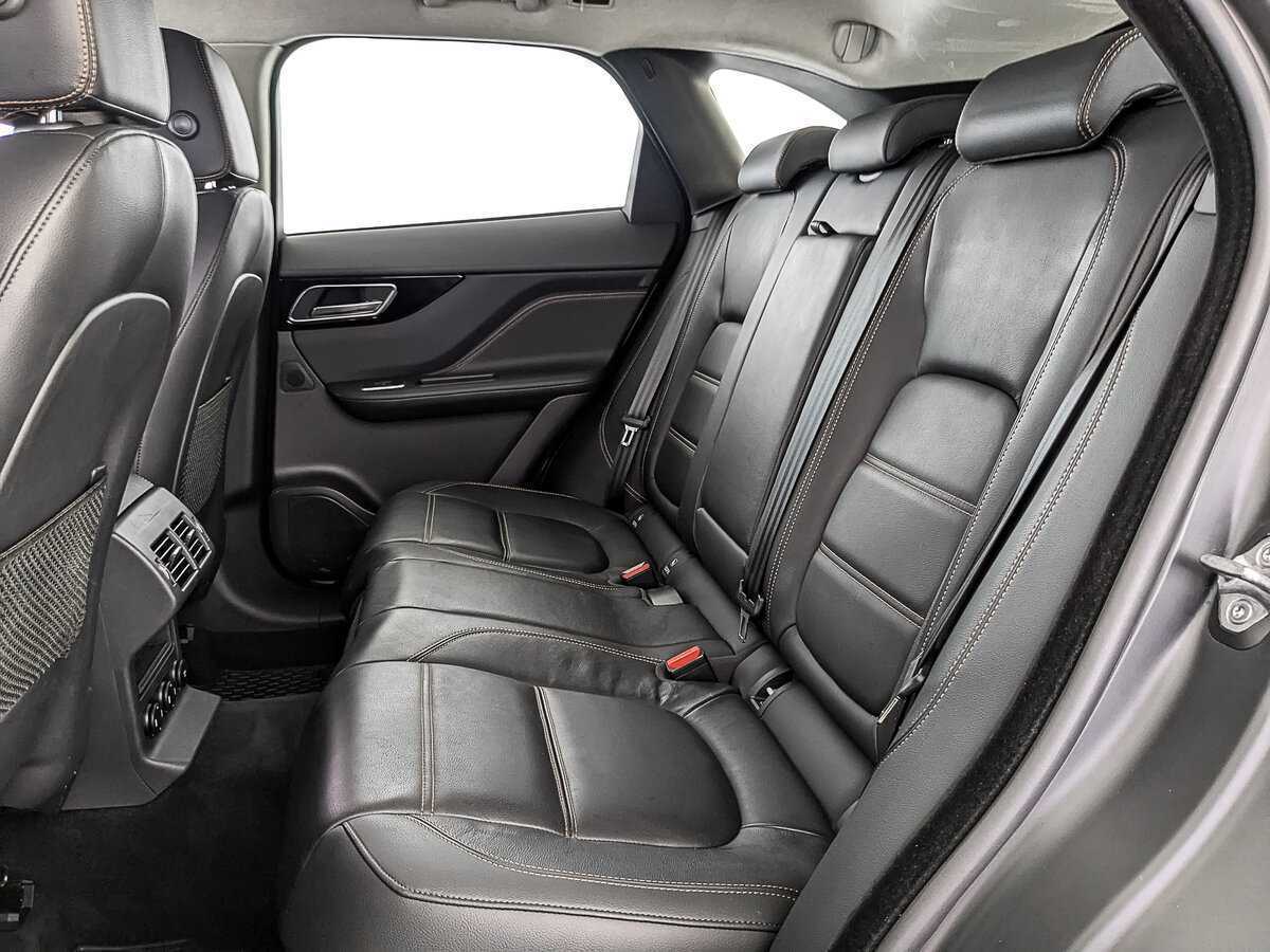 Jaguar F-Pace с пробегом — 2018 год. Фото: #17