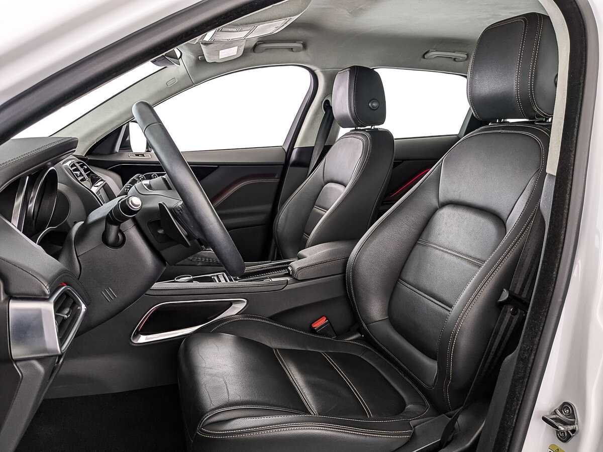 Jaguar F-Pace с пробегом — 2018 год. Фото: #19