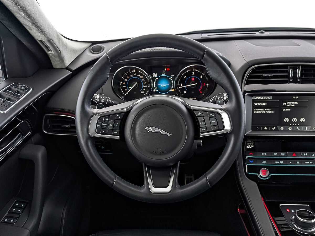 Jaguar F-Pace с пробегом — 2018 год. Фото: #21