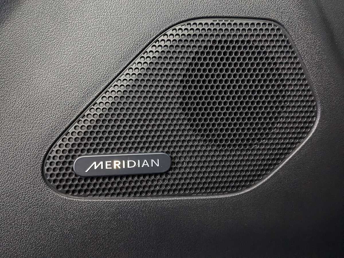 Jaguar F-Pace с пробегом — 2018 год. Фото: #25