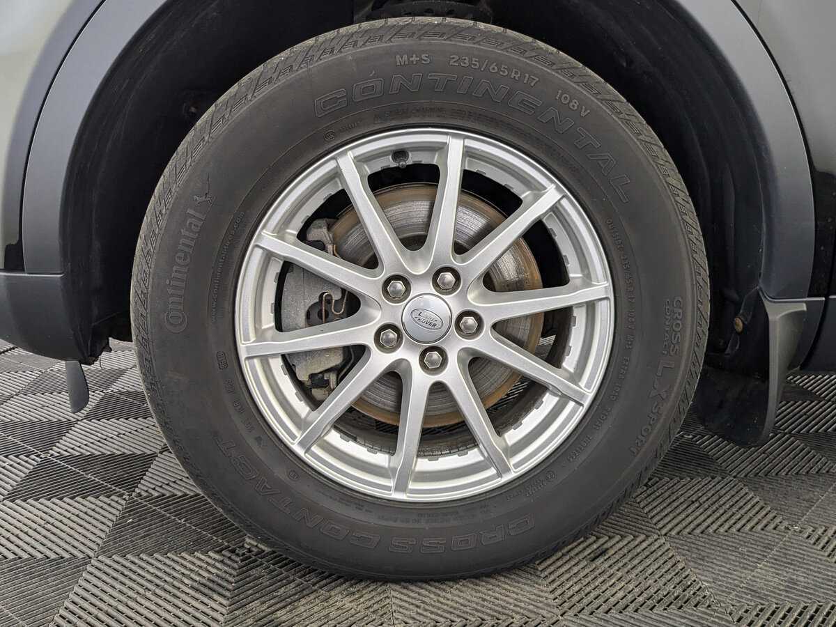 Land Rover Discovery Sport с пробегом — 2019 год. Фото: #11