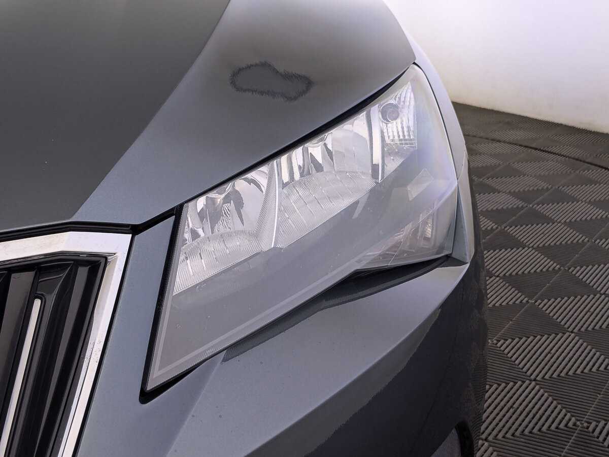 Skoda Superb с пробегом — 2019 год. Фото: #10