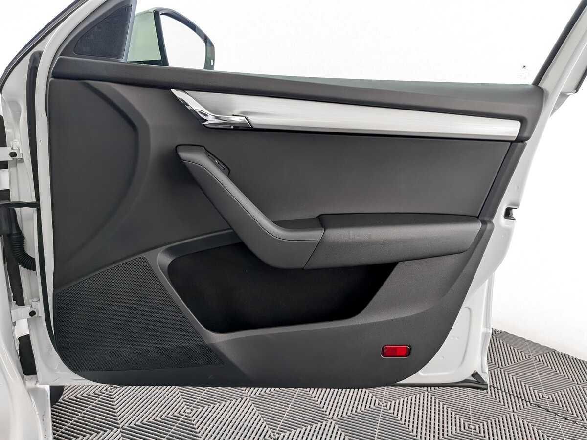 Skoda Octavia с пробегом — 2019 год. Фото: #23