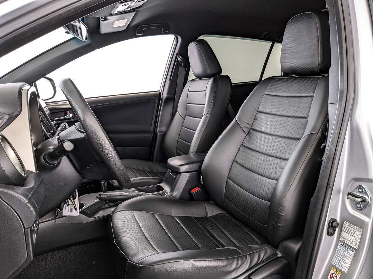 Toyota RAV4 с пробегом — 2014 год. Фото: #19