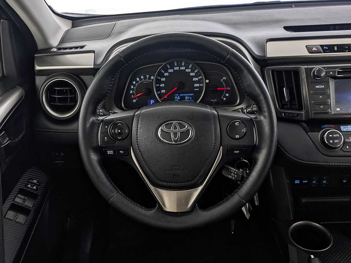 Toyota RAV4 с пробегом — 2014 год. Фото: #21