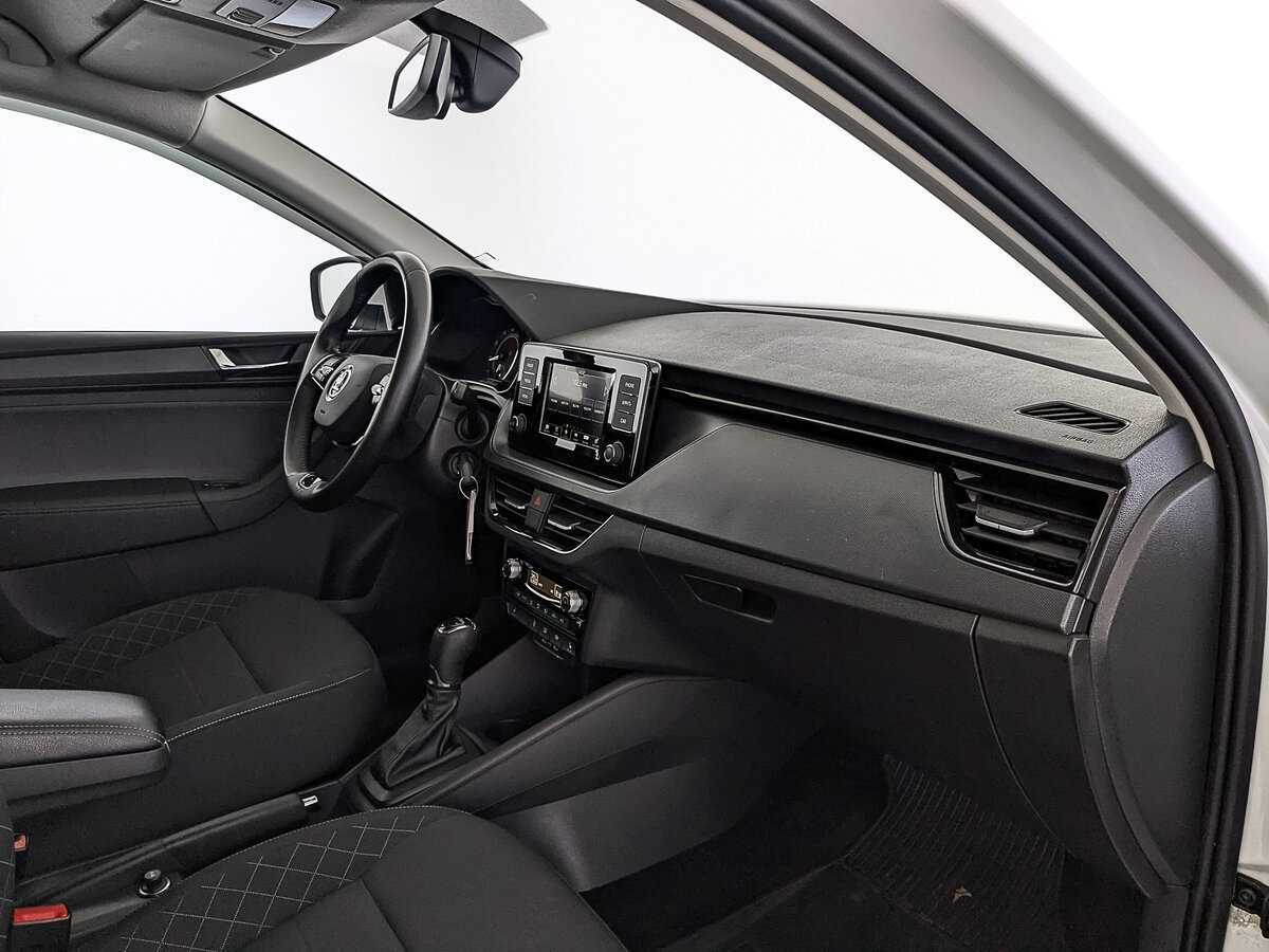 Skoda Rapid с пробегом — 2020 год. Фото: #12