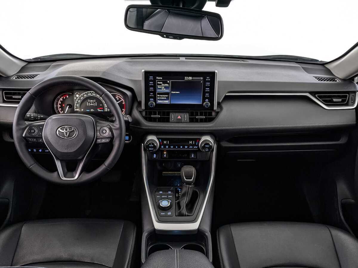 Toyota RAV4 с пробегом — 2021 год. Фото: #13