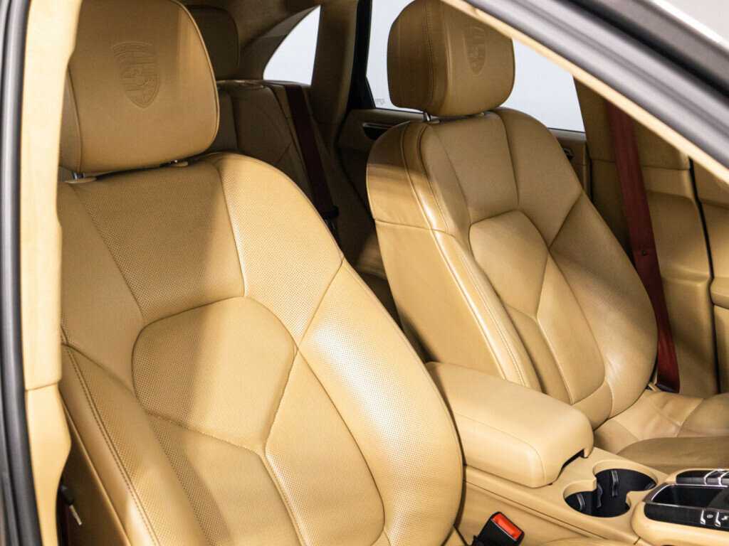 Porsche Macan с пробегом — 2014 год. Фото: #23