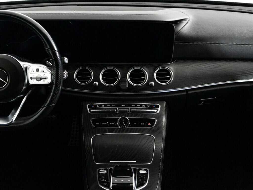 Mercedes-Benz E-Класс с пробегом — 2019 год. Фото: #13