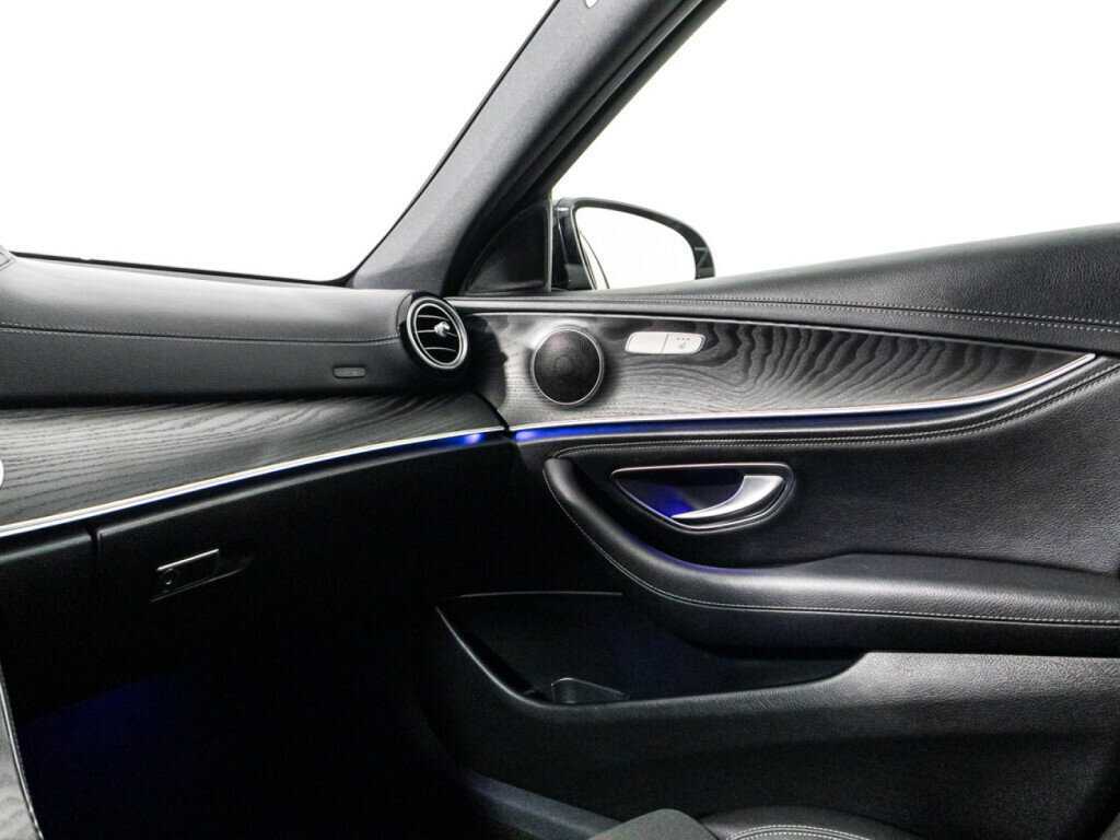 Mercedes-Benz E-Класс с пробегом — 2019 год. Фото: #19