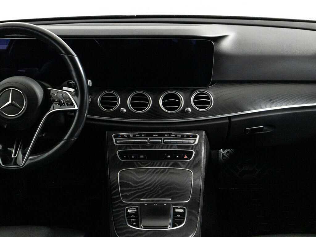 Mercedes-Benz E-Класс с пробегом — 2020 год. Фото: #12